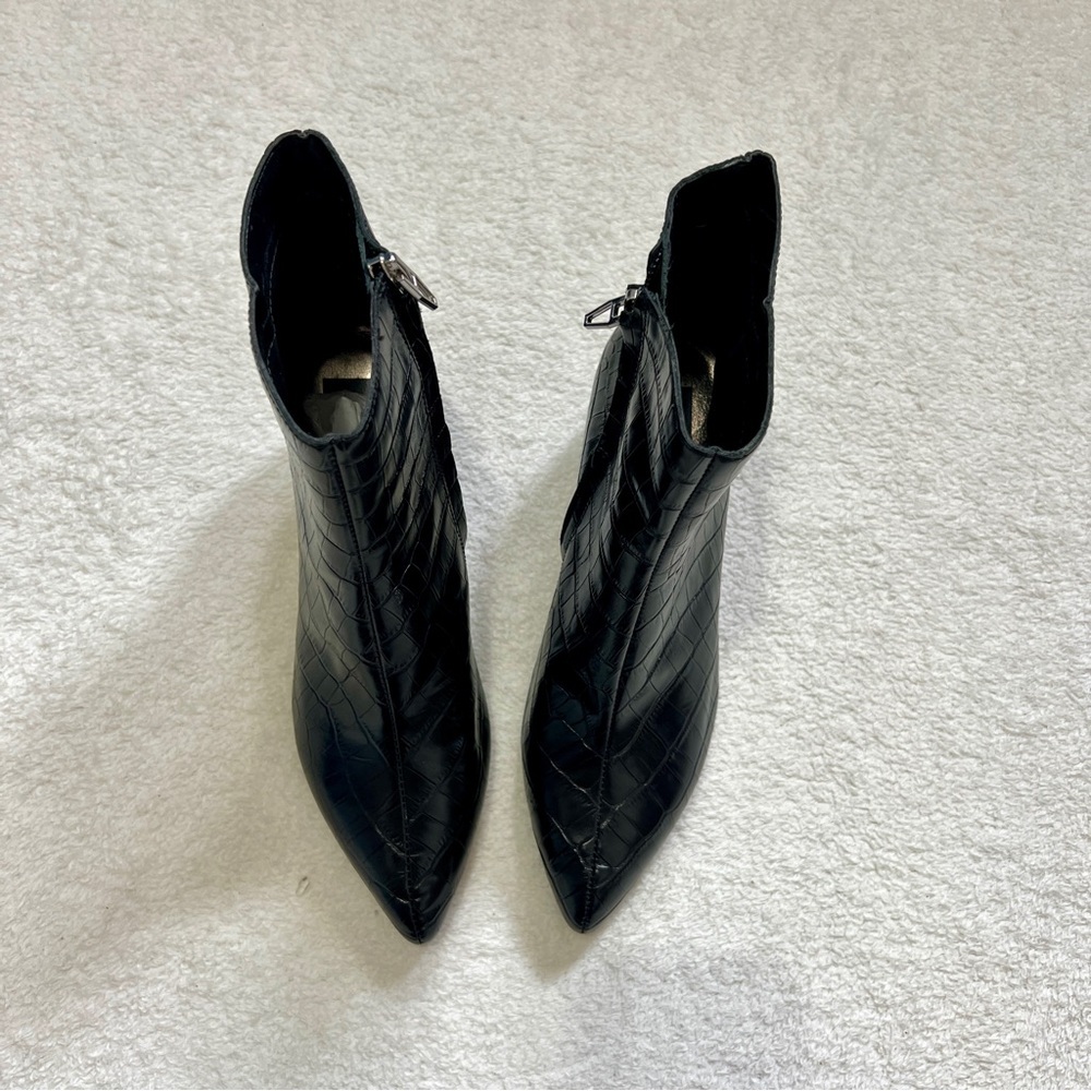 Dolce Vita NWOB Bel Crocodile Print Leather Ankle Boots - Size 6.5 - Picture 3 of 14